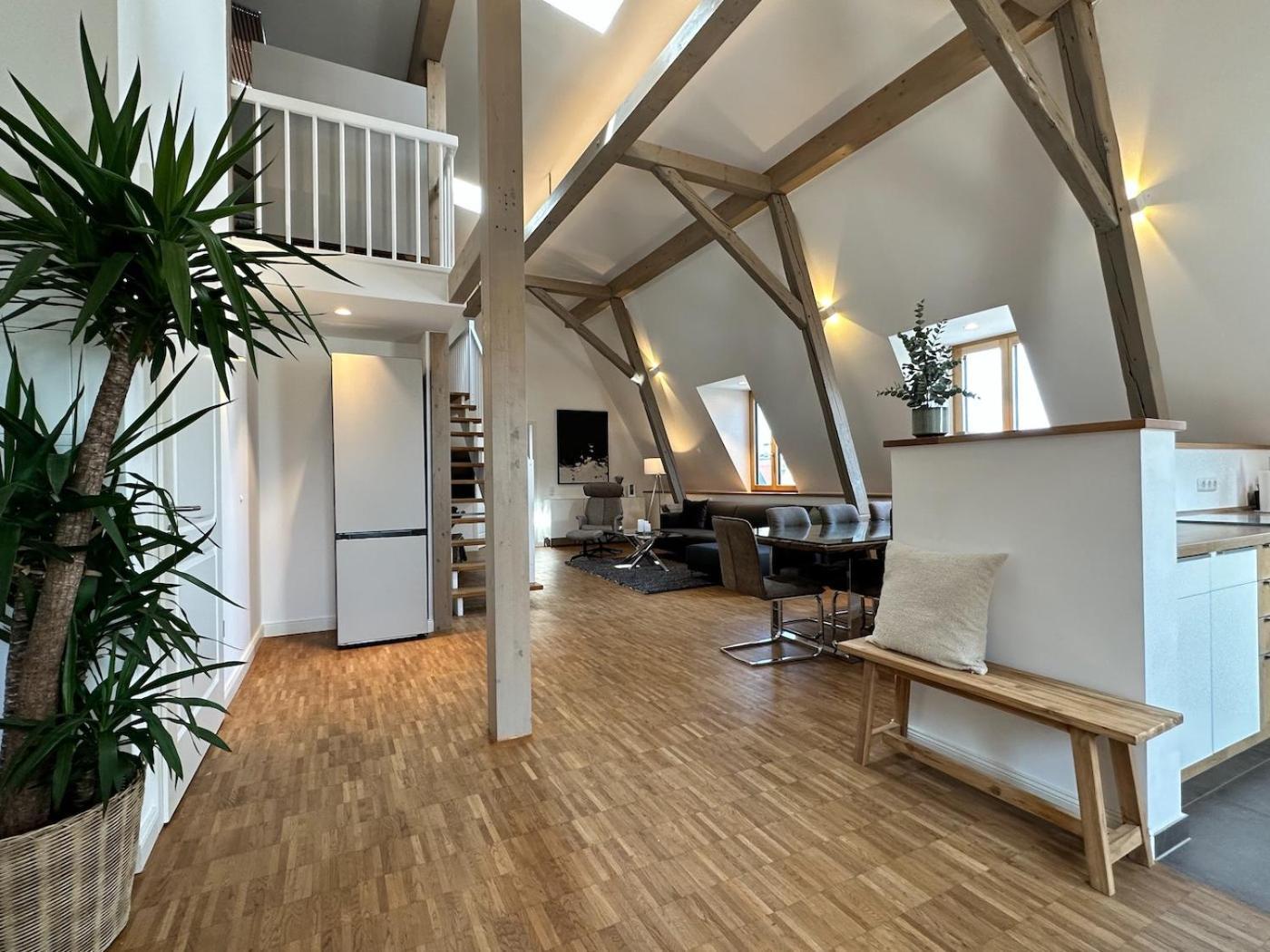 Truly - Viel Platz Fuer Business & Familie - Modern, Garage, Fahrstuhl Augsburg Exterior foto