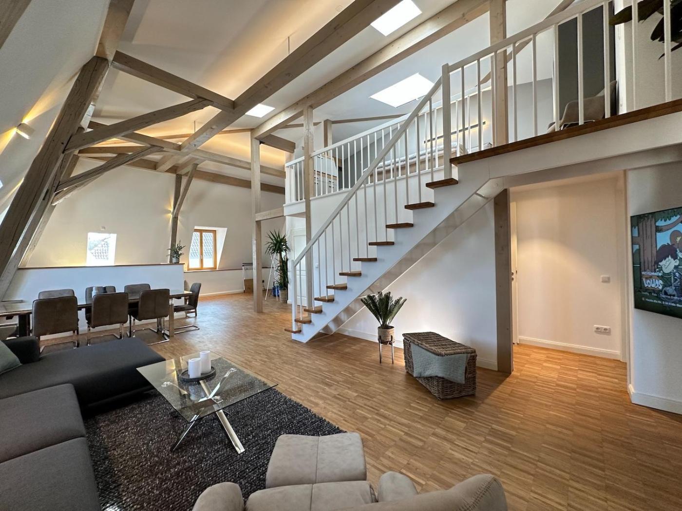 Truly - Viel Platz Fuer Business & Familie - Modern, Garage, Fahrstuhl Augsburg Exterior foto