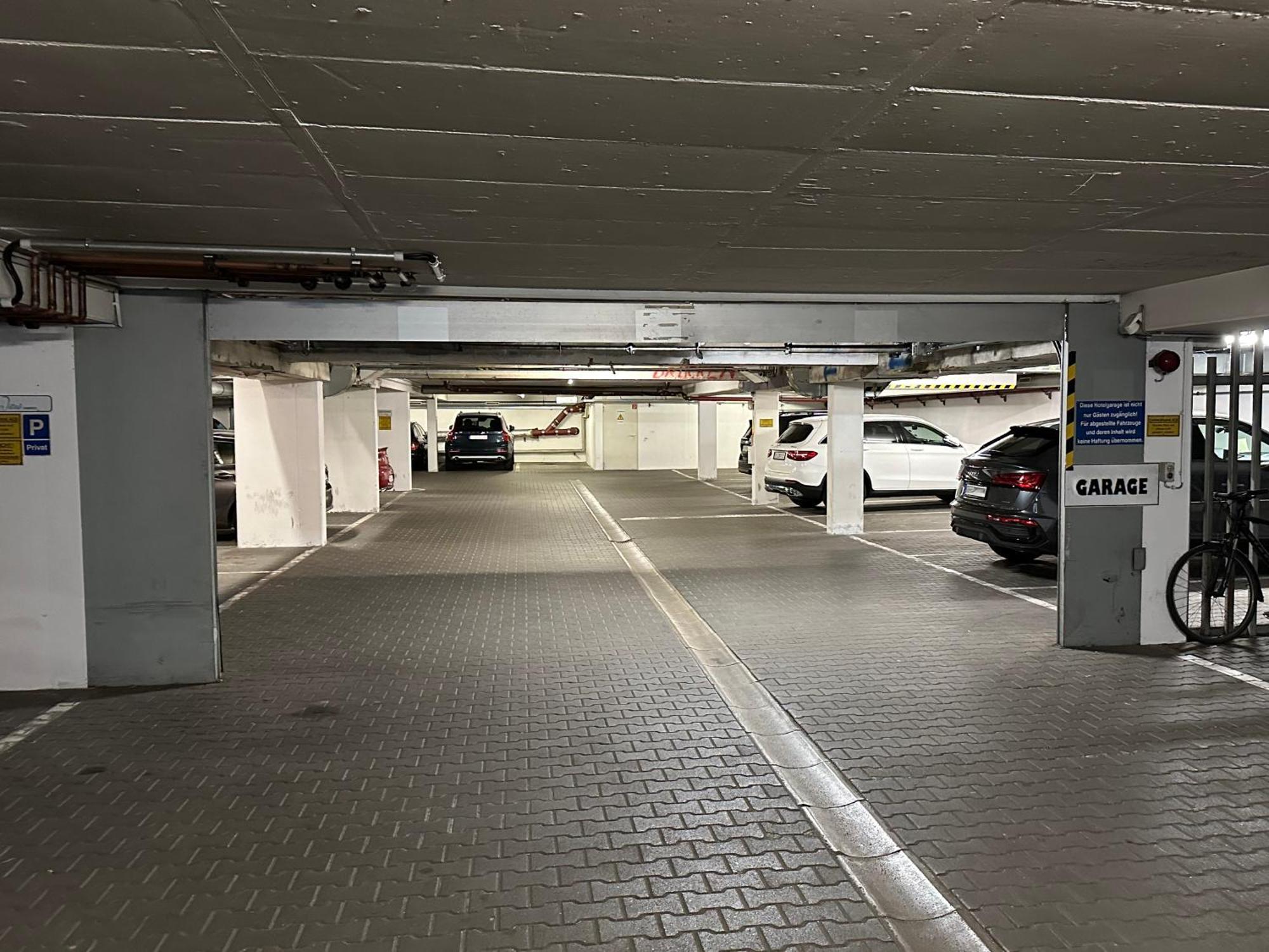 Truly - Viel Platz Fuer Business & Familie - Modern, Garage, Fahrstuhl Augsburg Exterior foto
